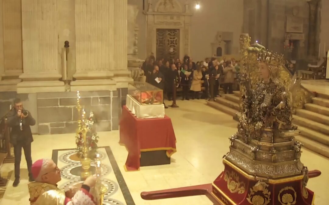 Momento storico per Catania e Siracusa: SANTA LUCIA HA RINCONTRATO SANT’AGATA dopo 1823 anni. Domani l’inizio del Giubileo per Catania