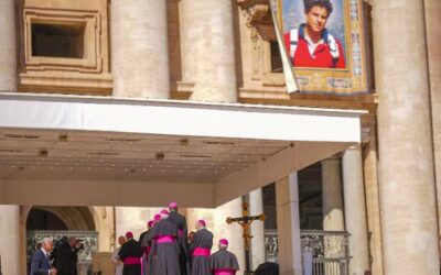Carlo Acutis ufficialmente santo. Il Santo dei Millennial: la fede nell’era digitale
