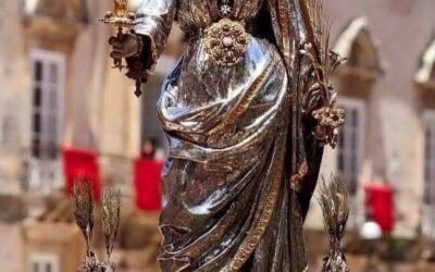Quando la Santa torna tra la sua gente, Siracusa risplende di devozione | LA FESTA DI SANTA LUCIA 2025